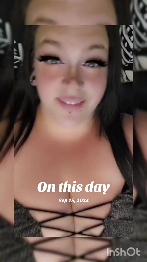 @curvyflawlesss🖤💛✨️