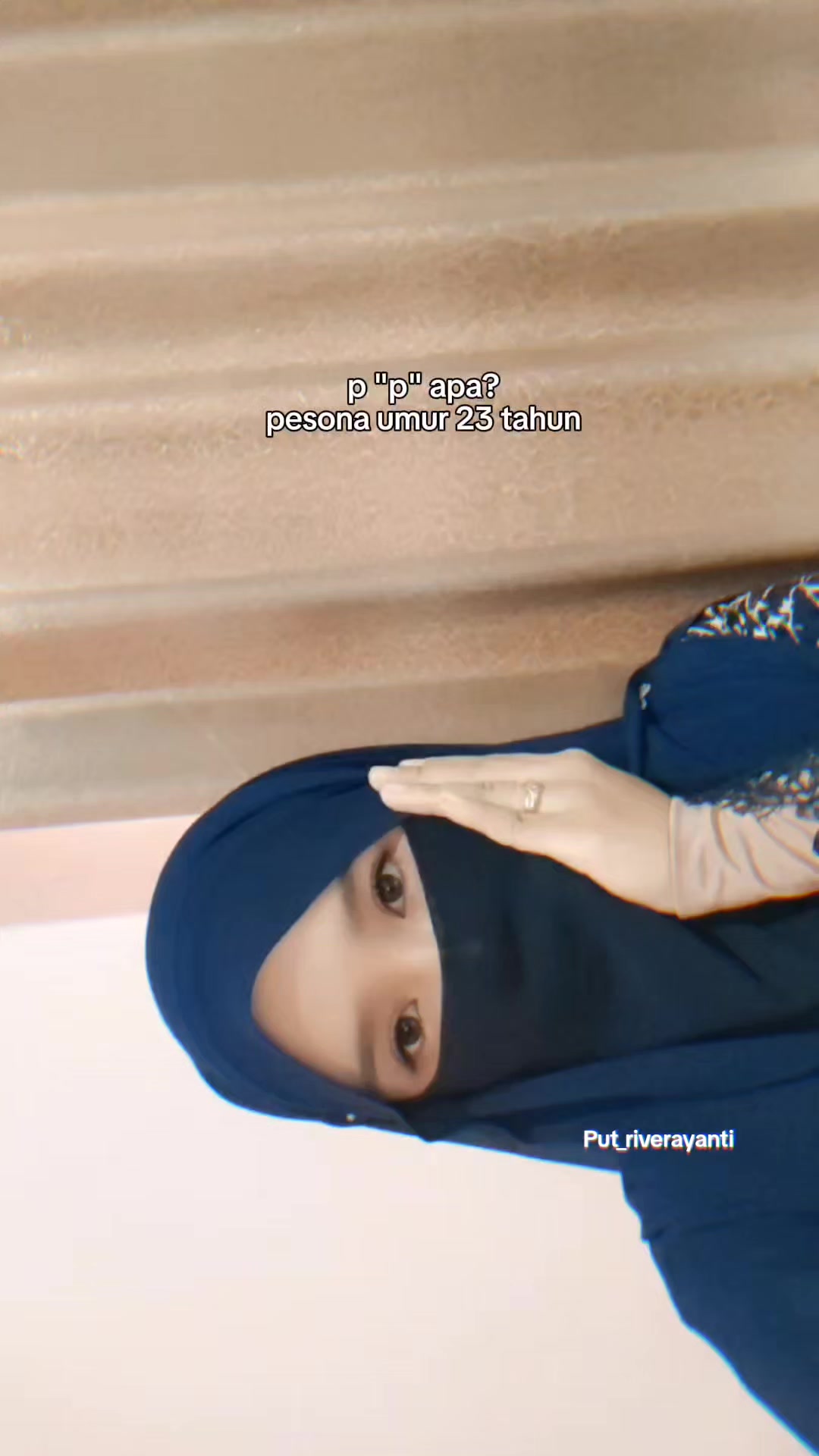 @Putriii🦋🦋