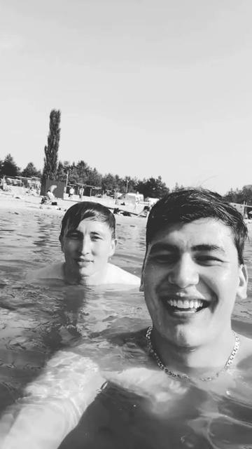 @Bezik_Vines