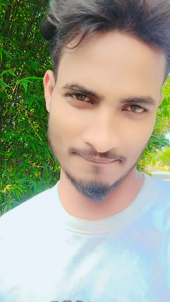 @🇧🇩Modhu Khan💪🇵🇸