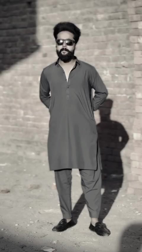 @Sona Munda 751