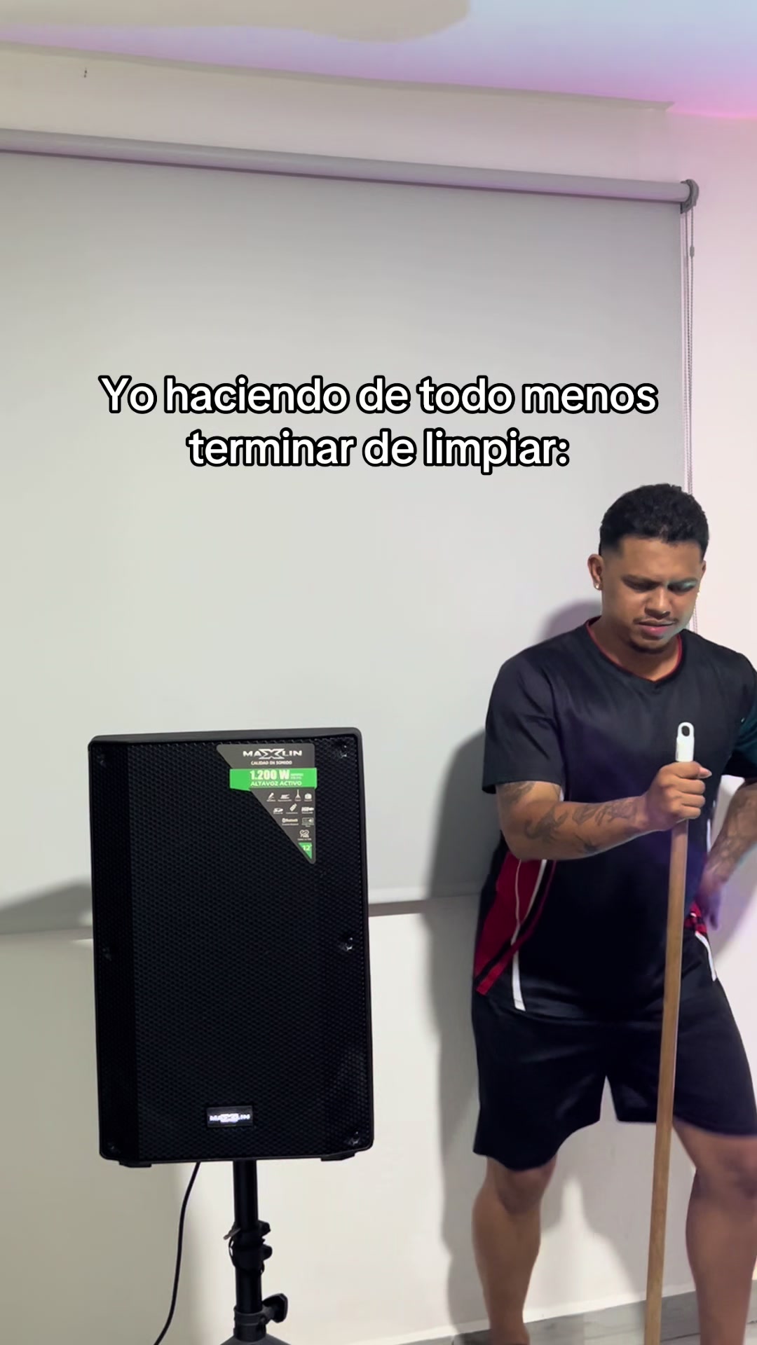 @ROBERTINO&bull;👻