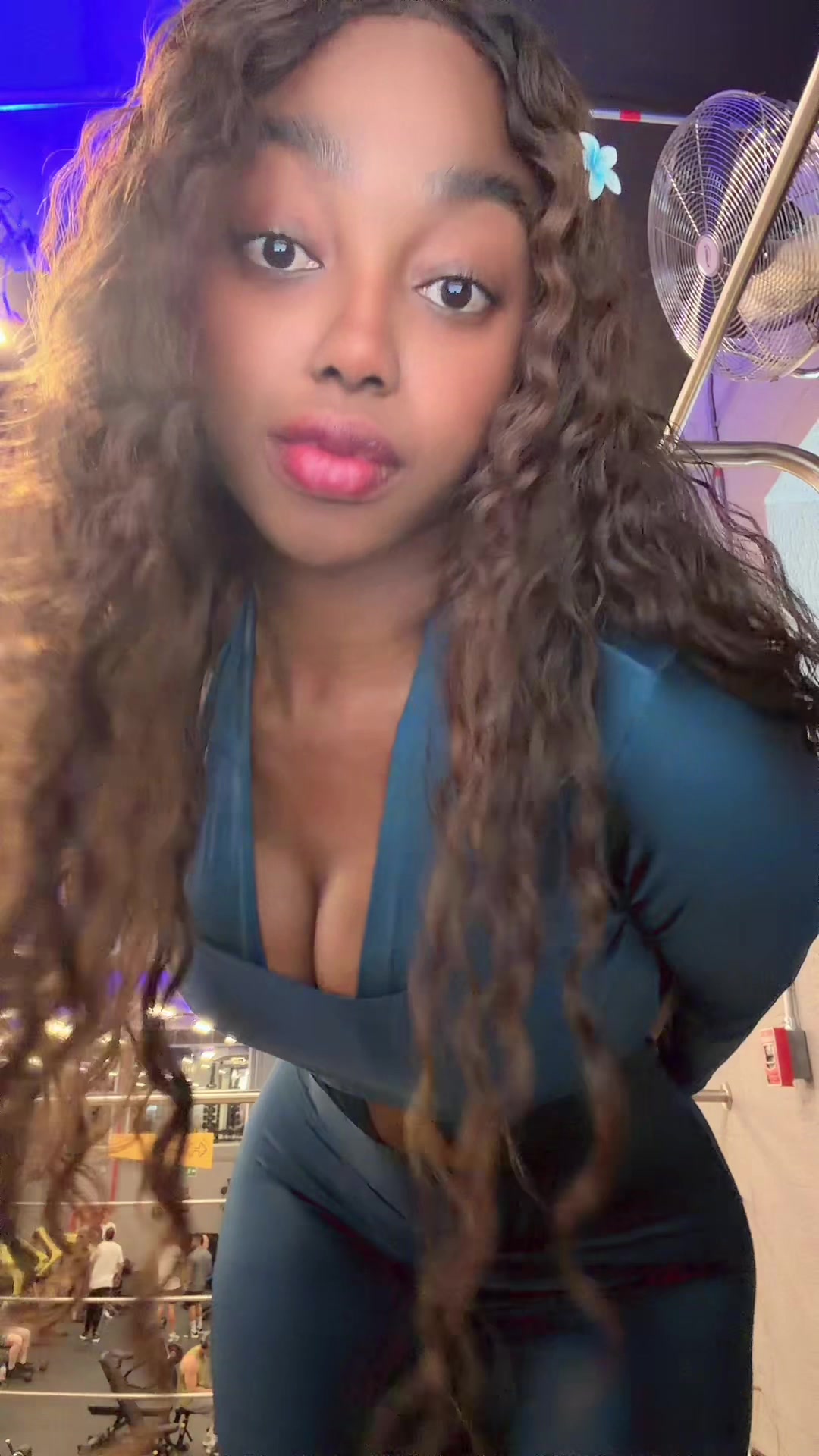 @Ebonypreciousss