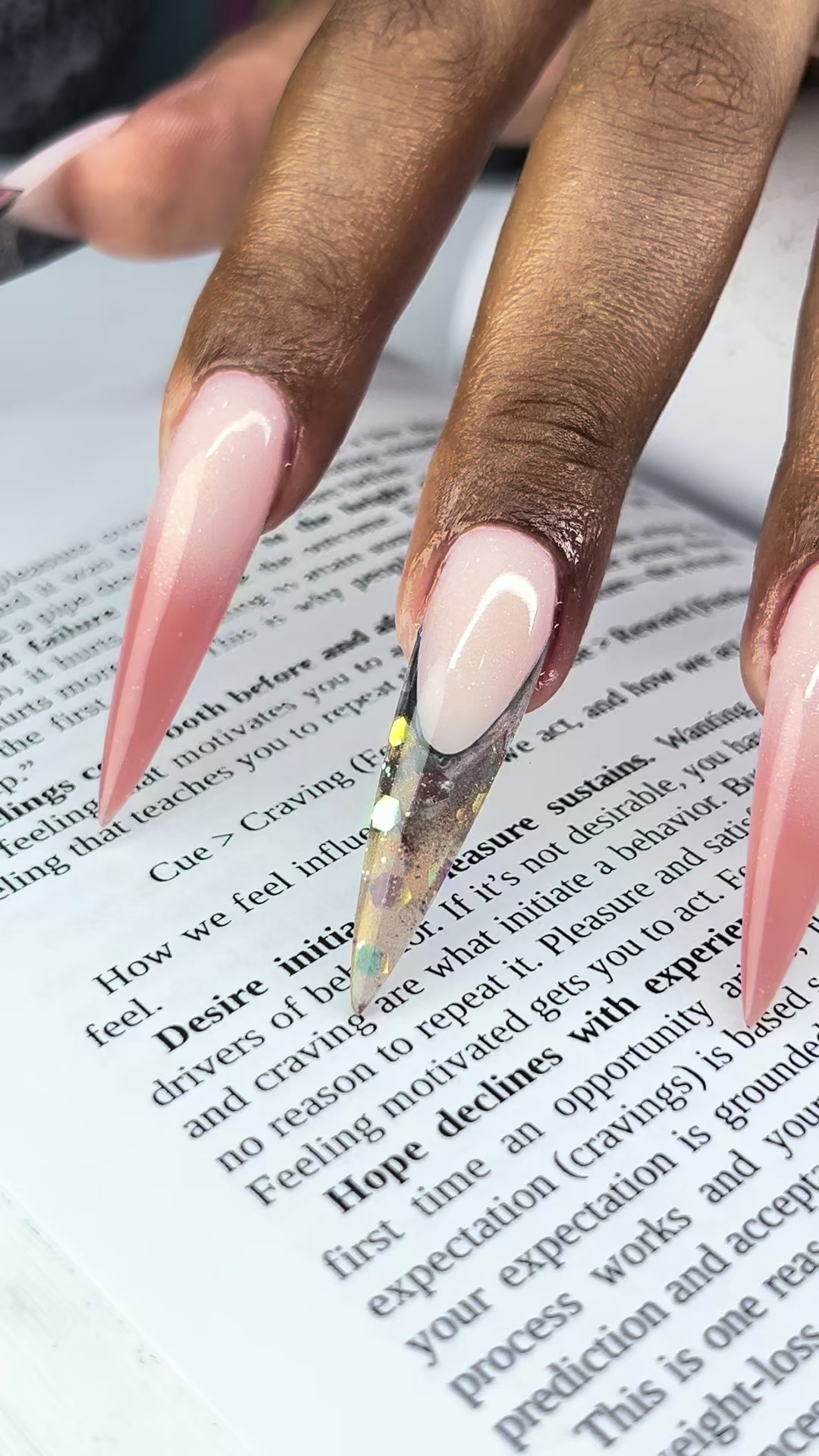 @ELVOMS nails & Beauty SPA 001