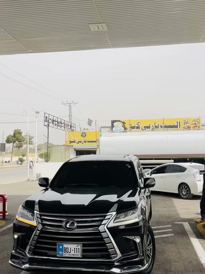 @SaddaMo🤴