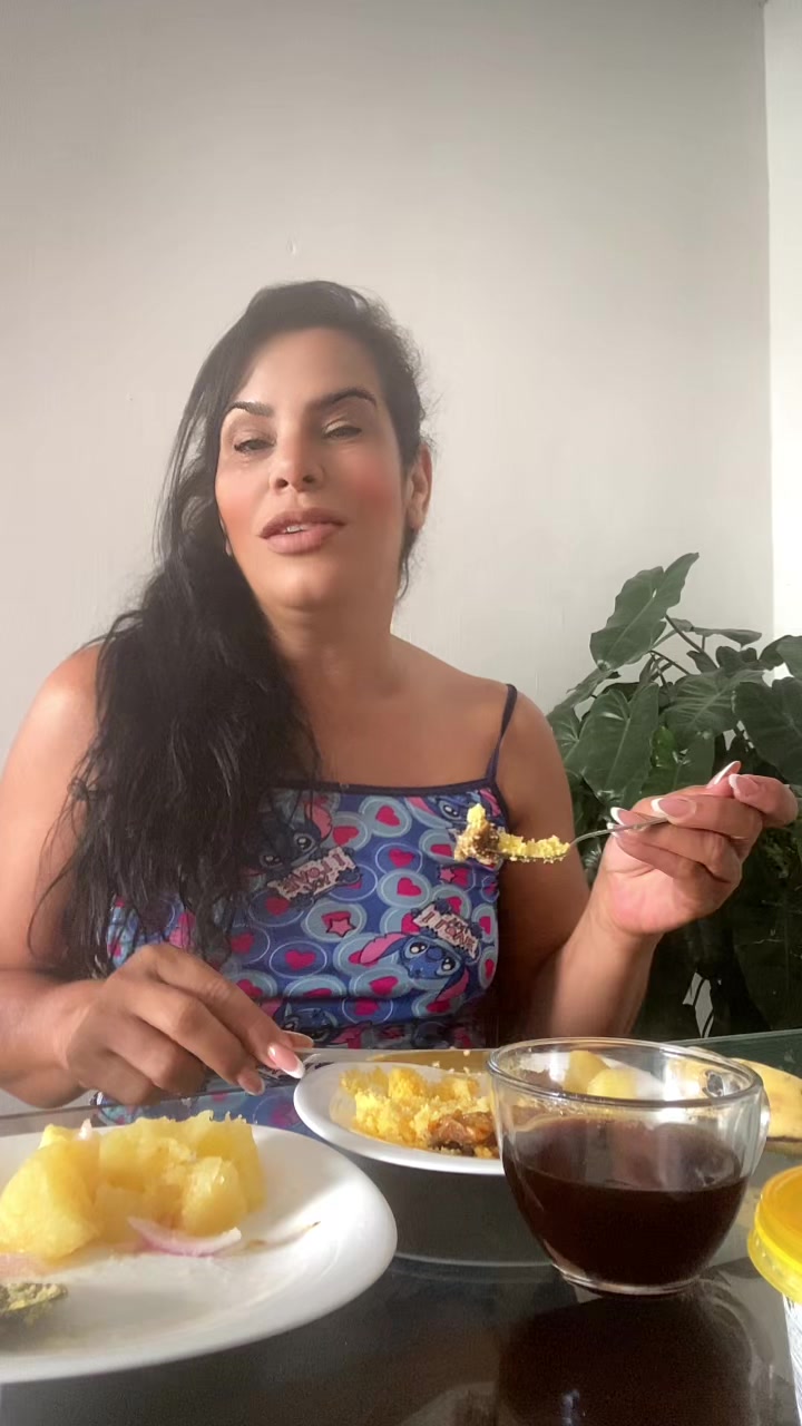 @Aneli Bezerra a coroa 👑