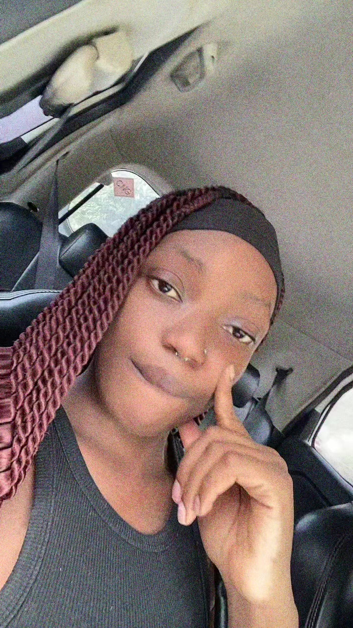 @November queen 👸