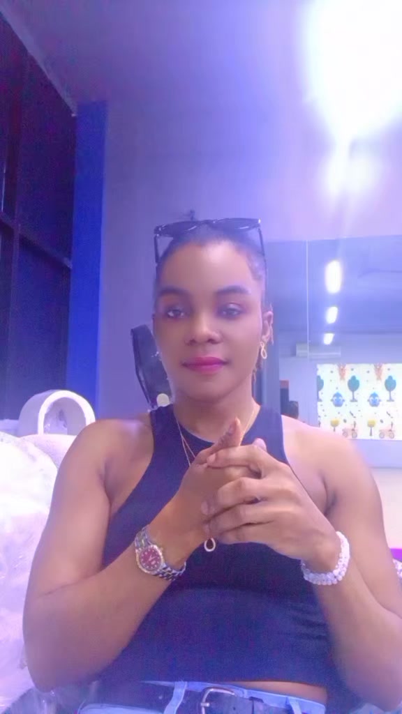 @happy gal 256