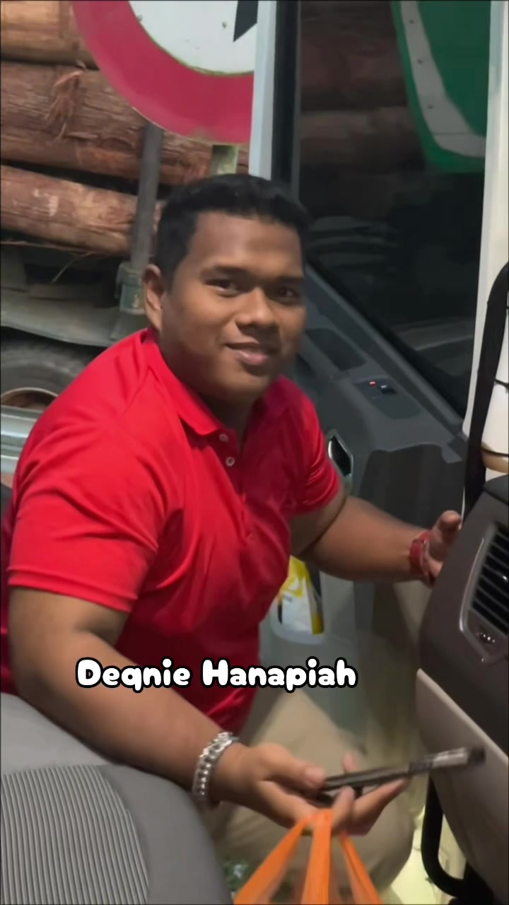 @Deqniehanapiah