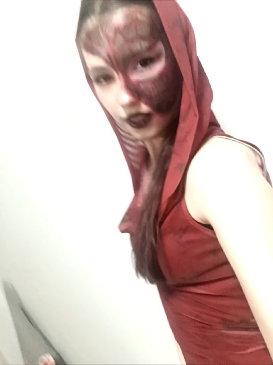 @Dominika 🧛🏻&zwj;♀️