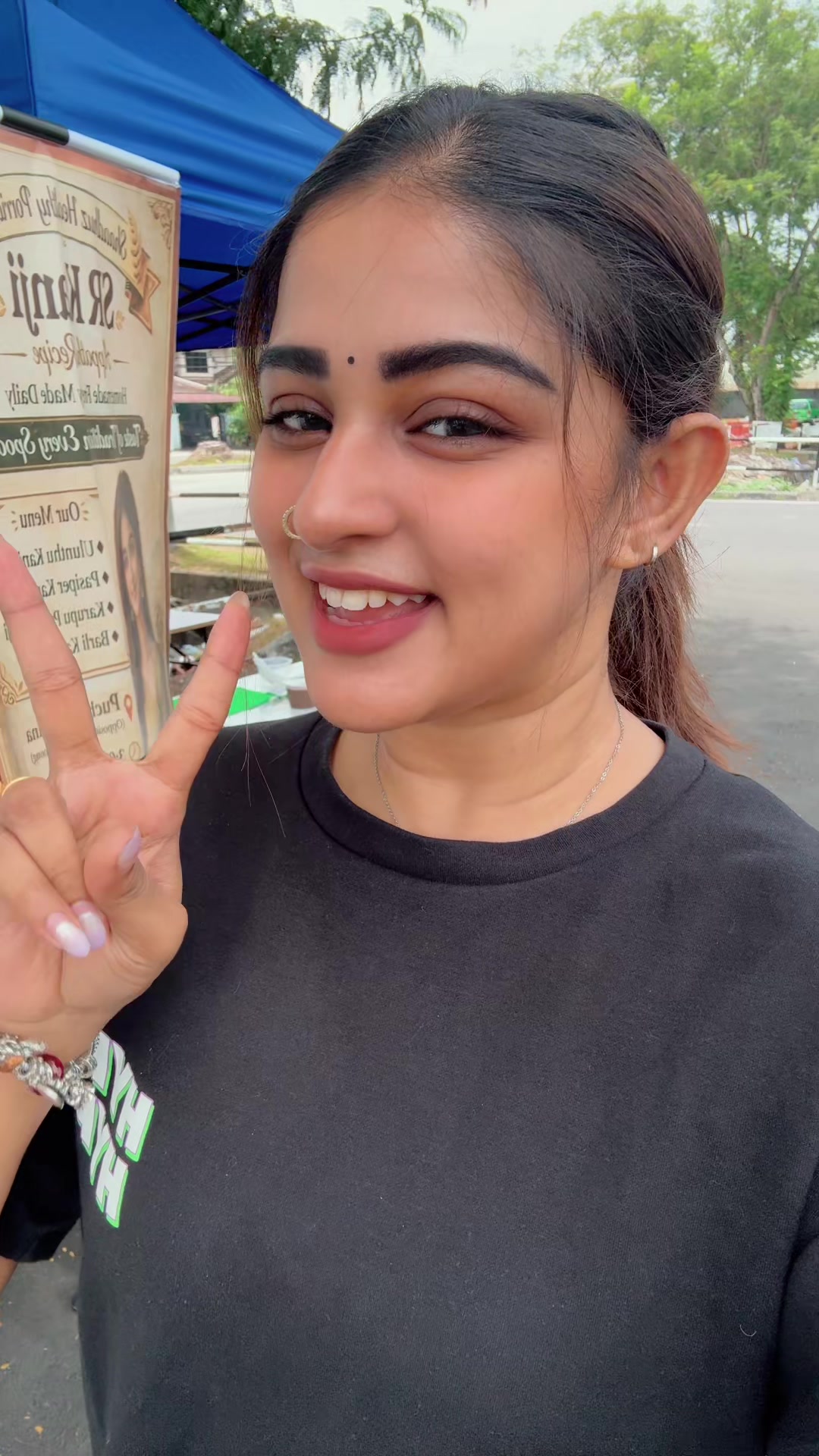 @shadhanadevi_17
