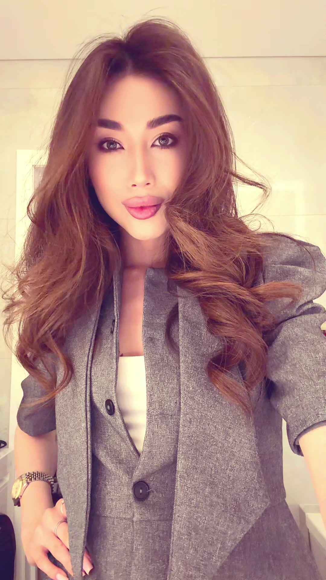 @Zhamilya Azilkhanova