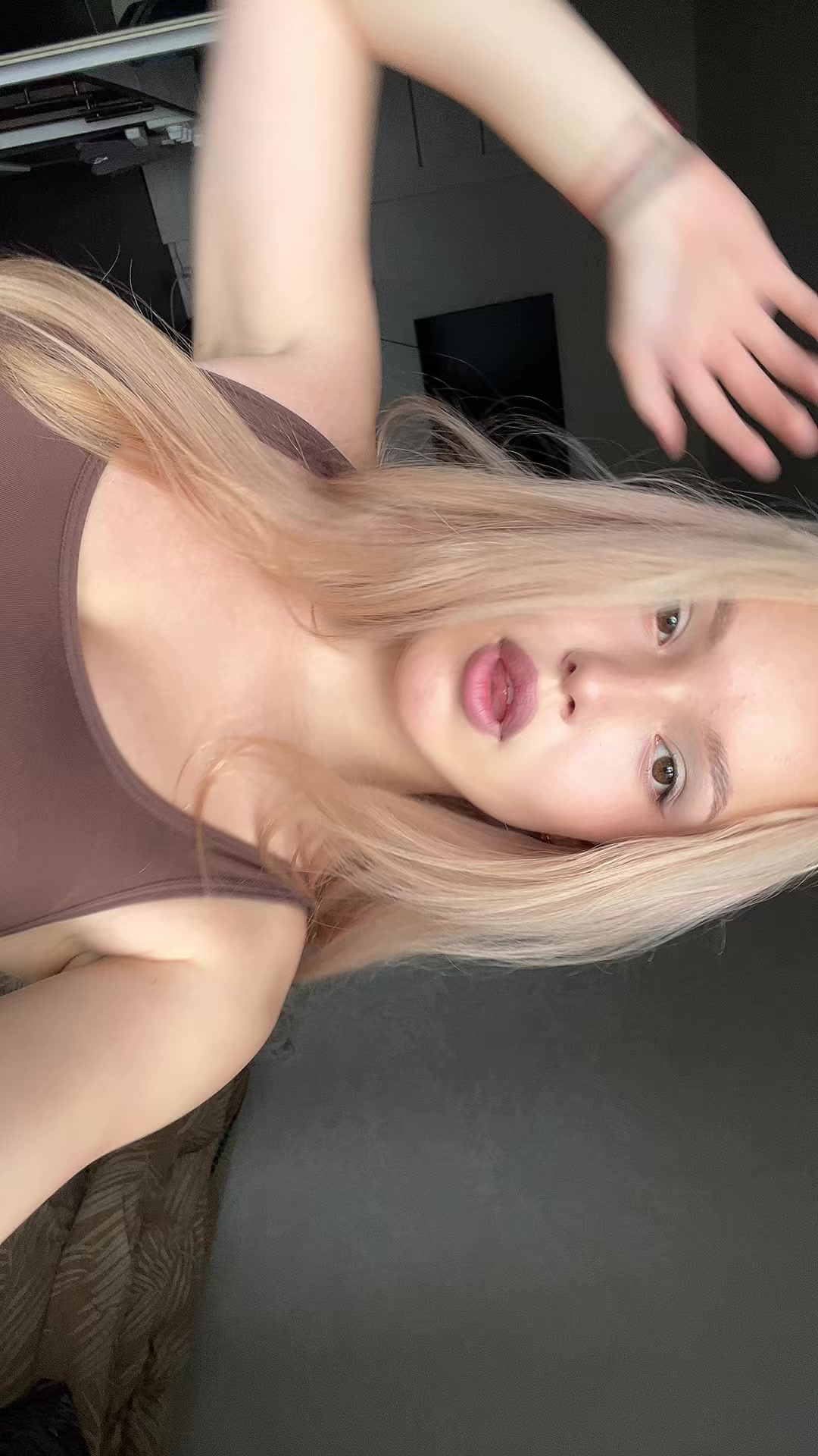 @вликси