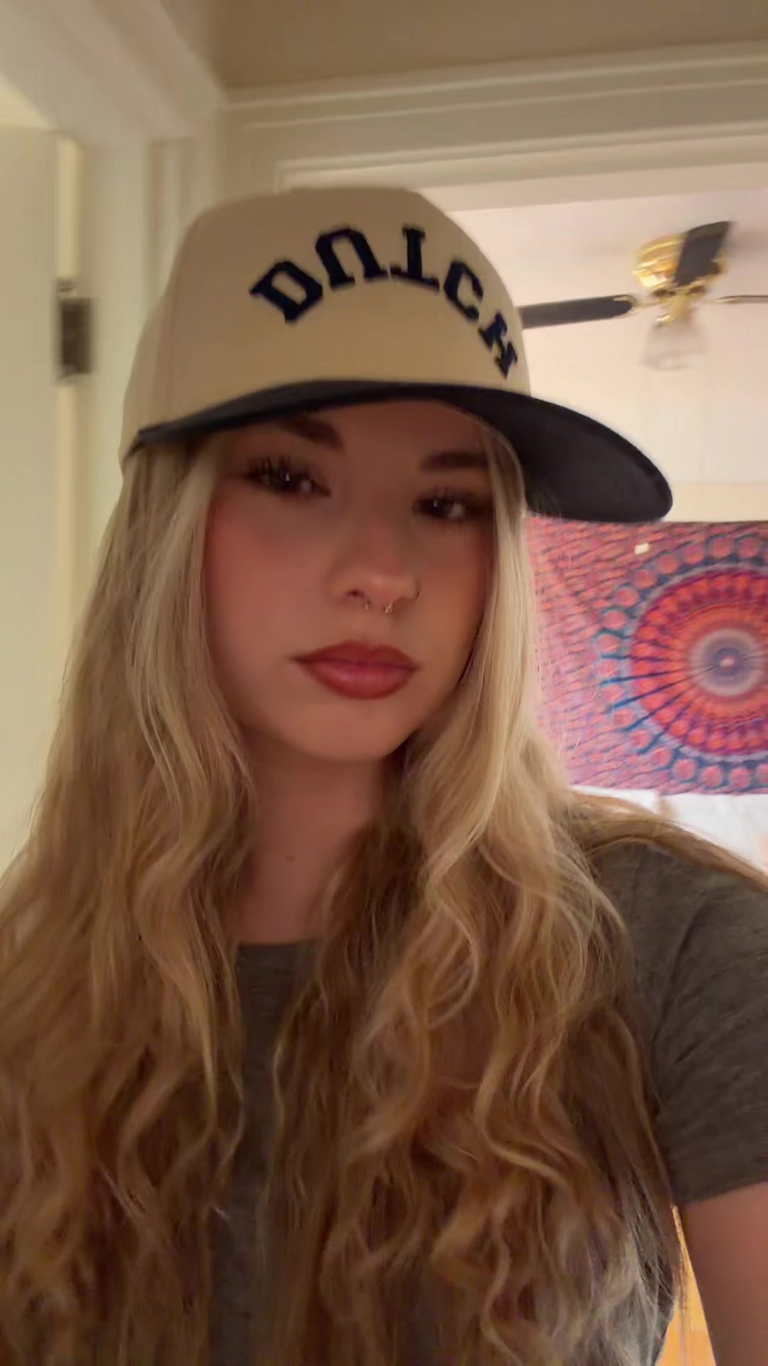 @kayelee