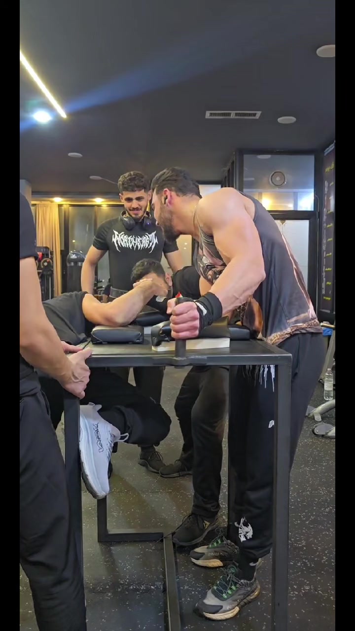 @BRWA~Arm wrestling❤️🔥🎖️