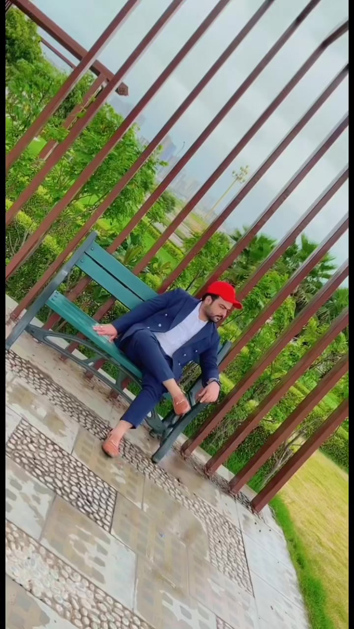 @Basit Palari 🔥🦁