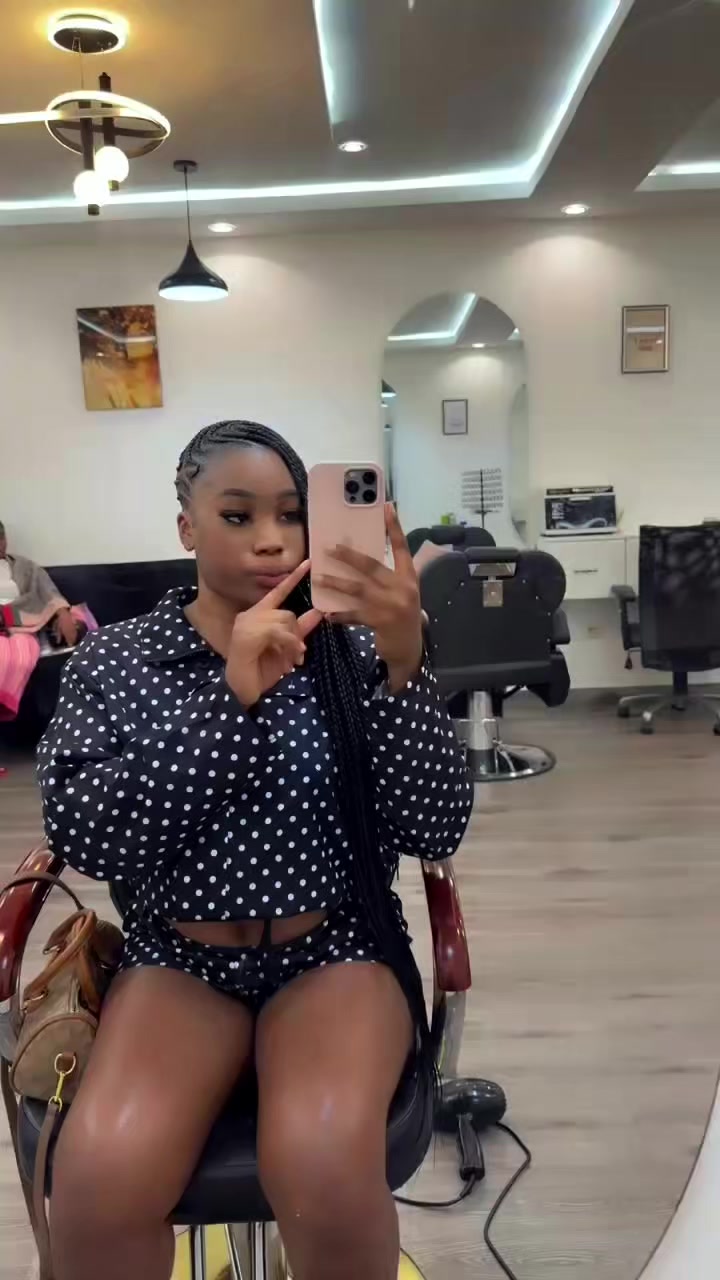 @Julia Beauty💇♀️ 🇨🇲