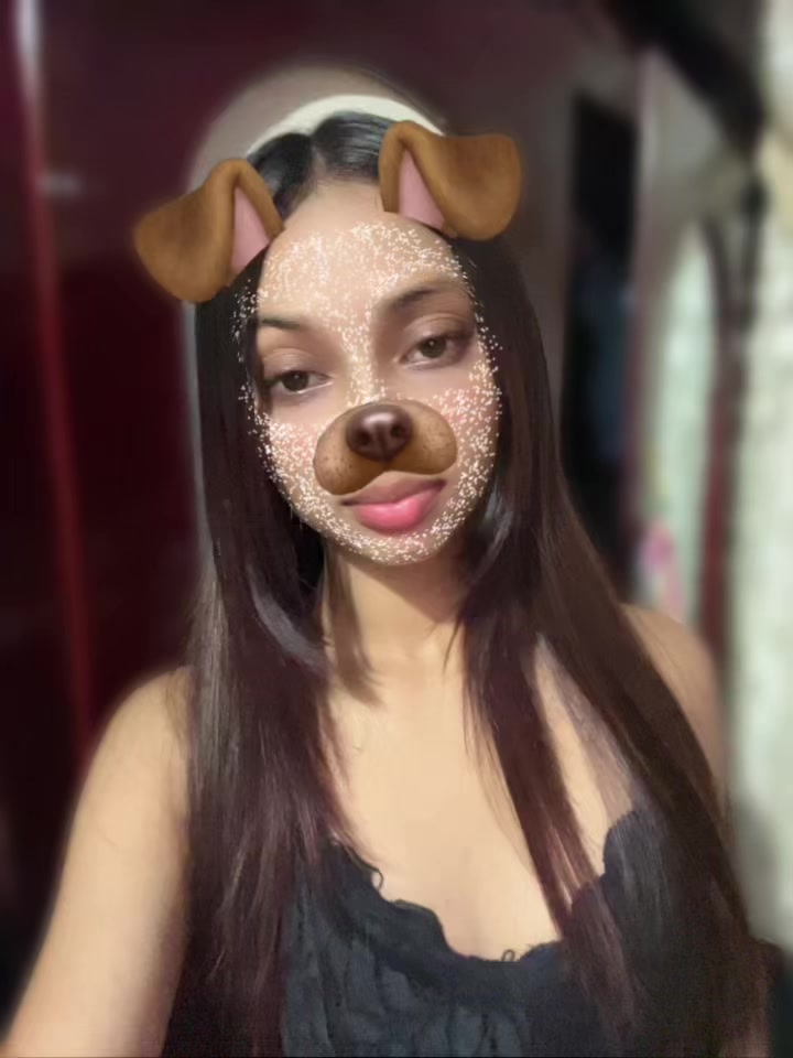 @Chica🪐