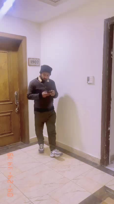 @Shanibabaa