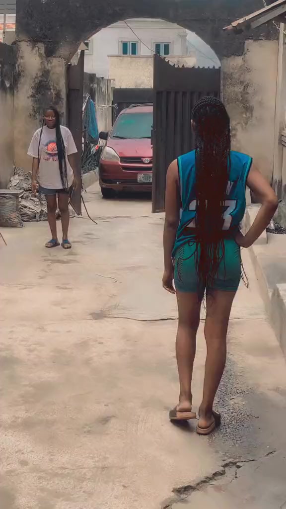 @ayowamide🧜&zwj;♀️🌊🐍