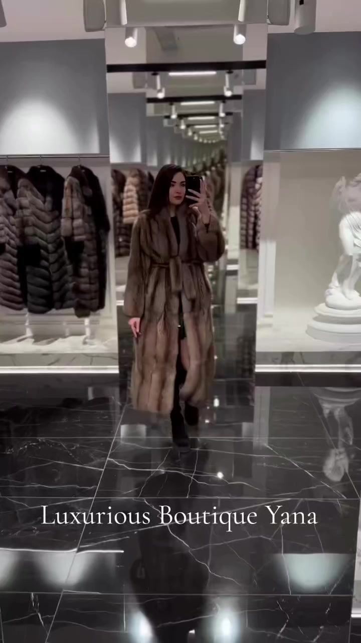 @Luxurious Boutique Yana