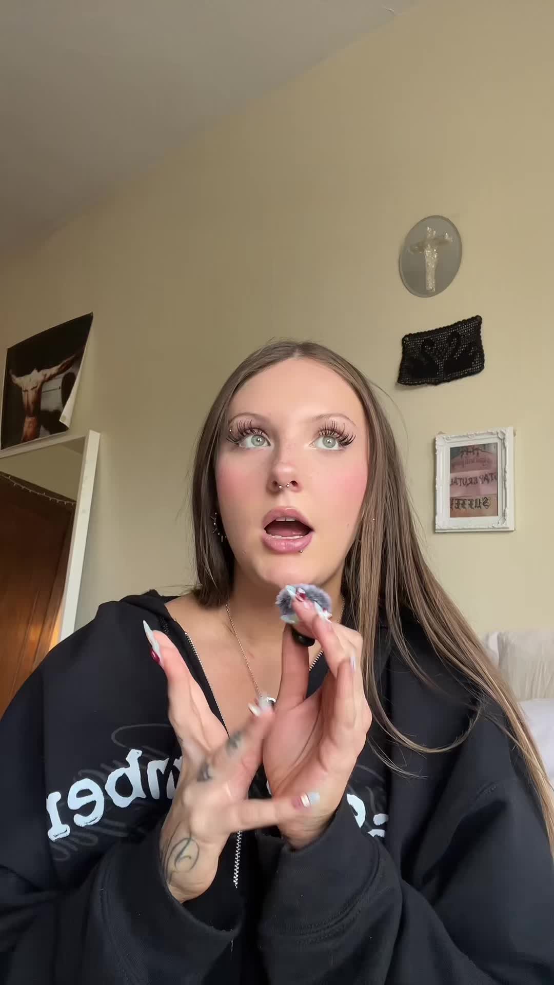 @boopyshmurda