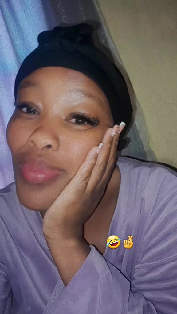 @Tshidi