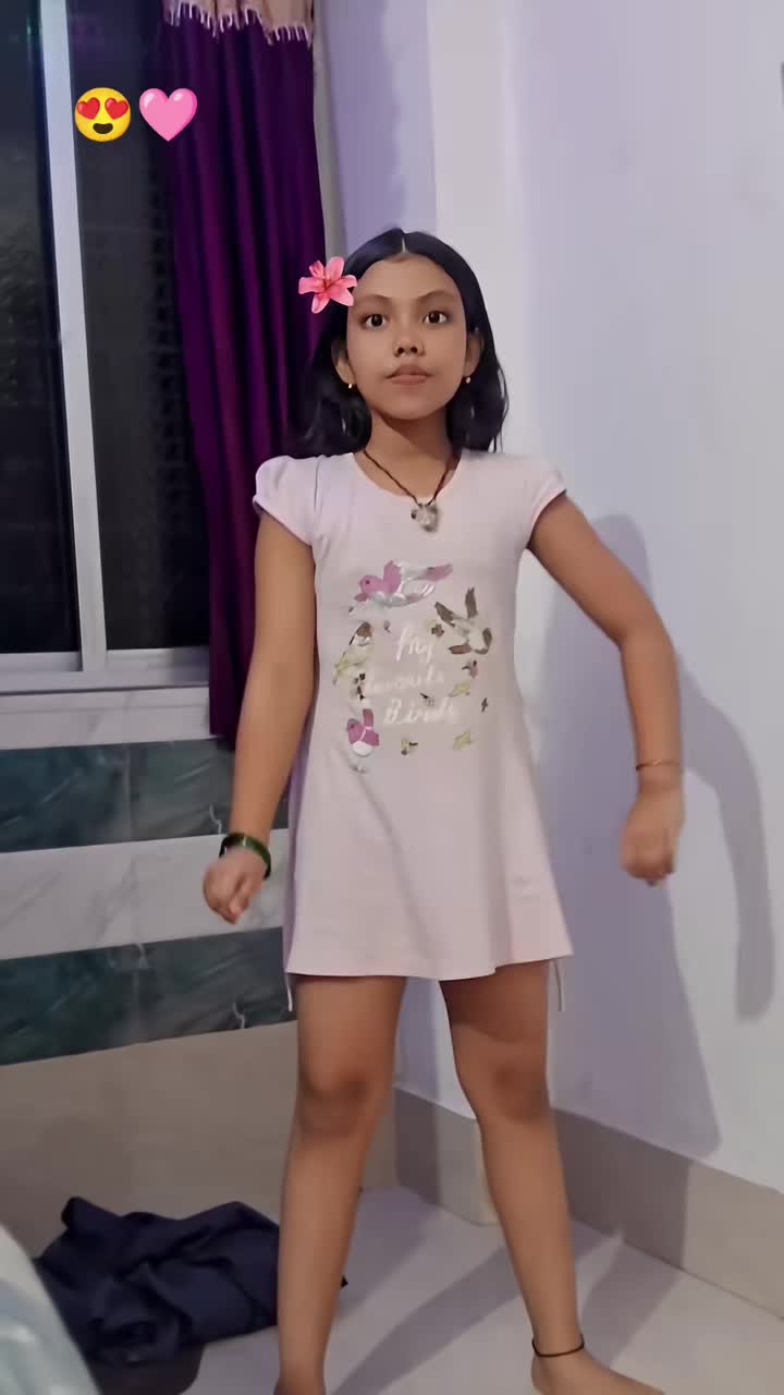 @MENINASAPECCA13