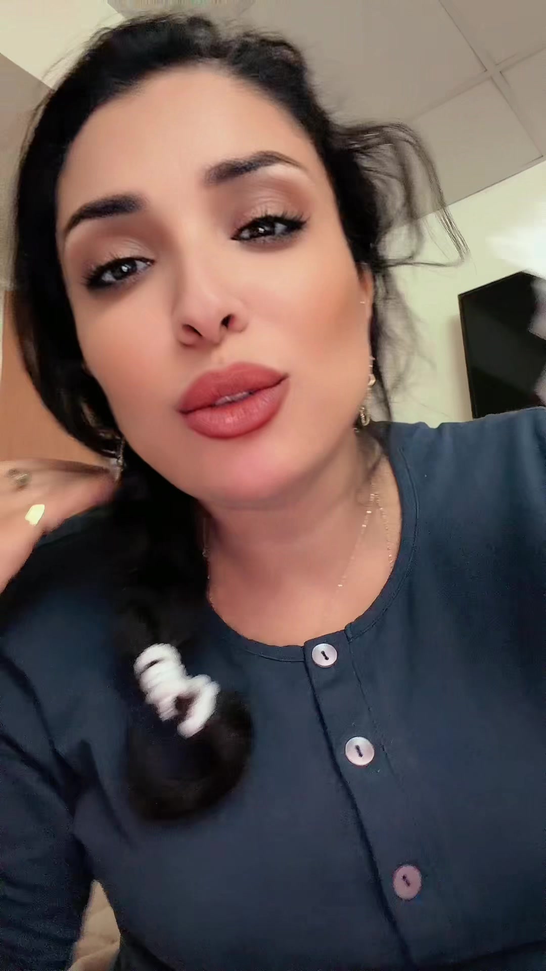 @𝓷𝓸𝓷𝓪