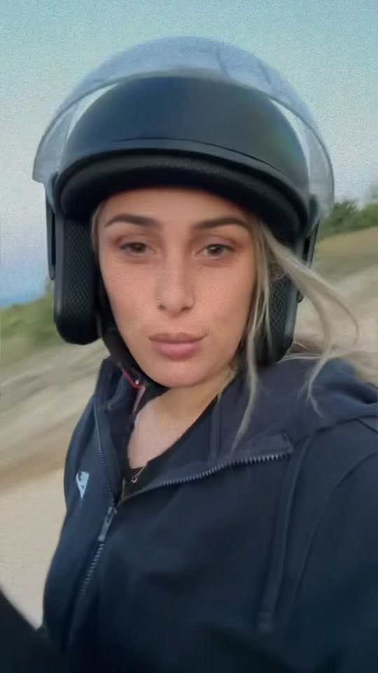 @Elaynll