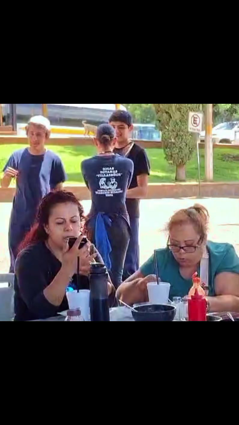 @María Moreno Flores