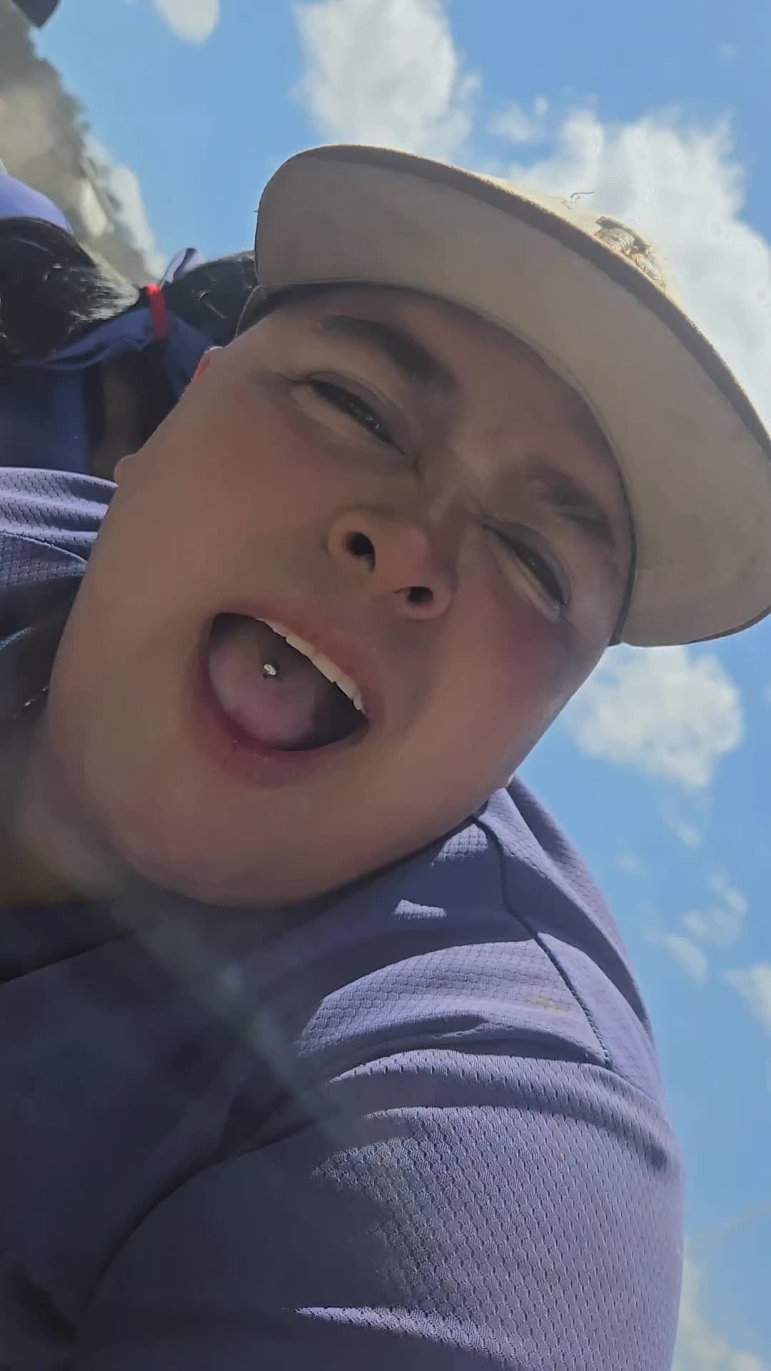 @bryanalvarado😍😘