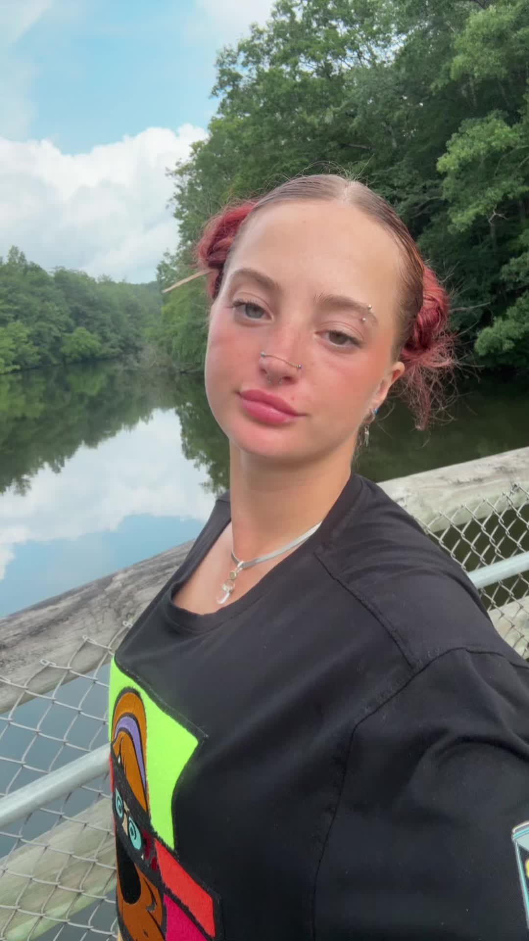 @Sky🌶️
