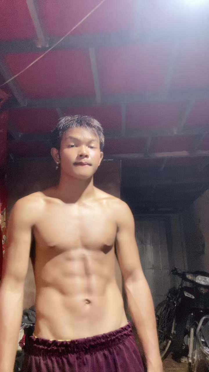 @បូរ ទំនើង