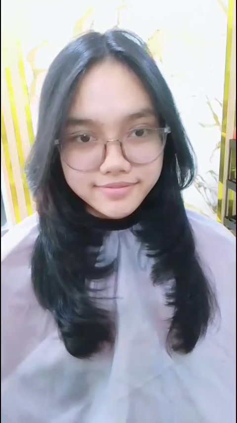 @Salon Momcantik