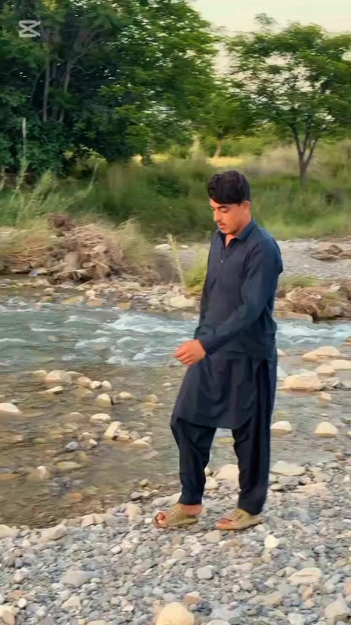 @👑۶سرباز۶ 👑