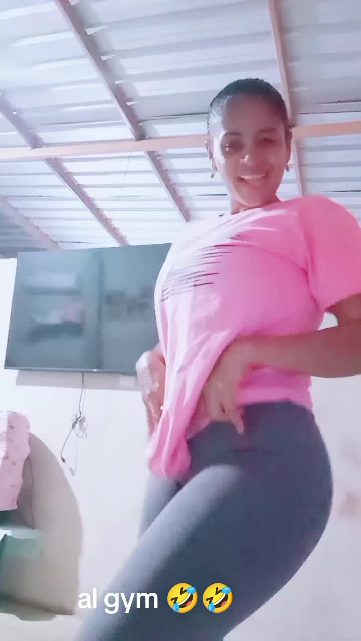@María Castro ๐๐๐๐