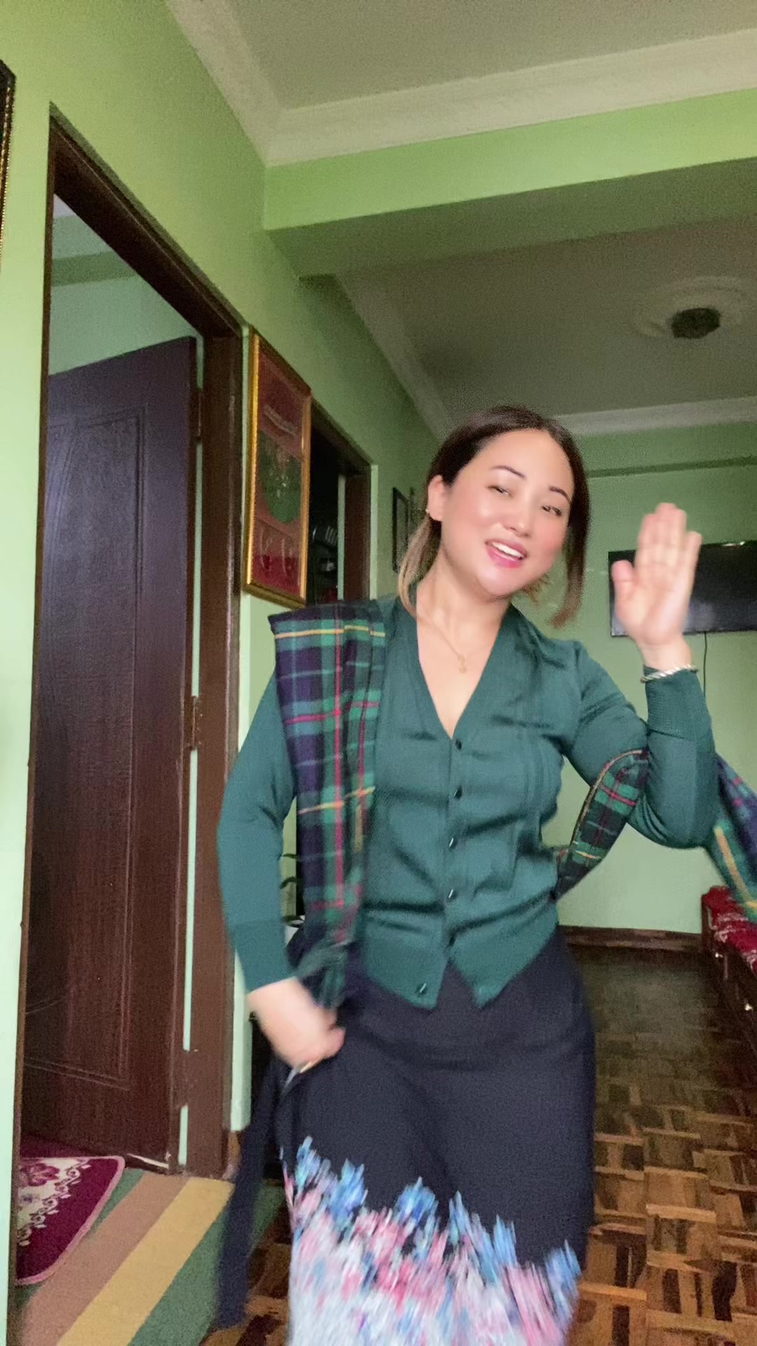 @emmarana8812