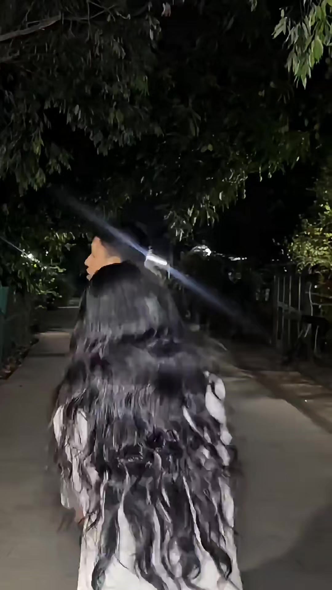 @lia32