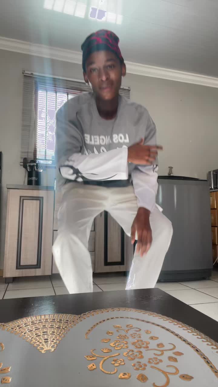 @Fefe Masigo🇿🇦