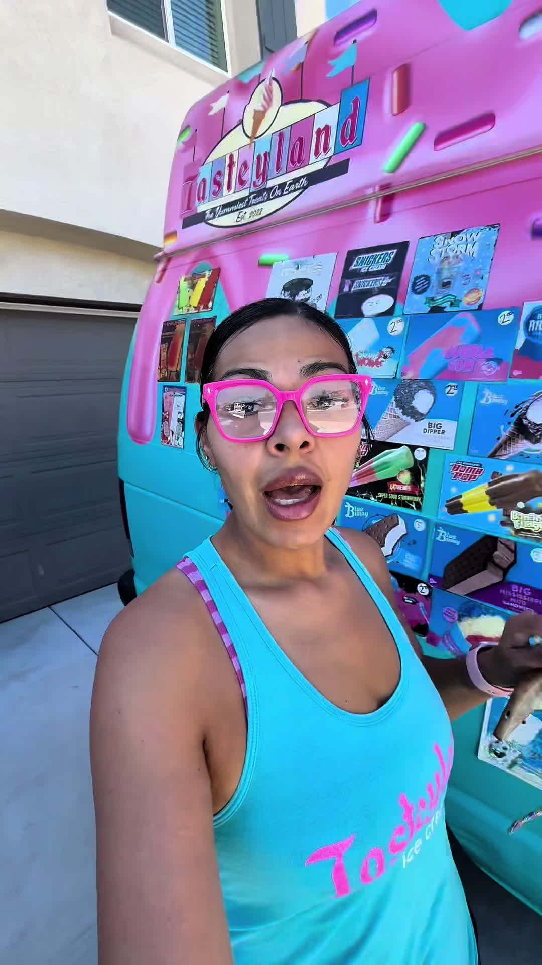 @Tasteyland