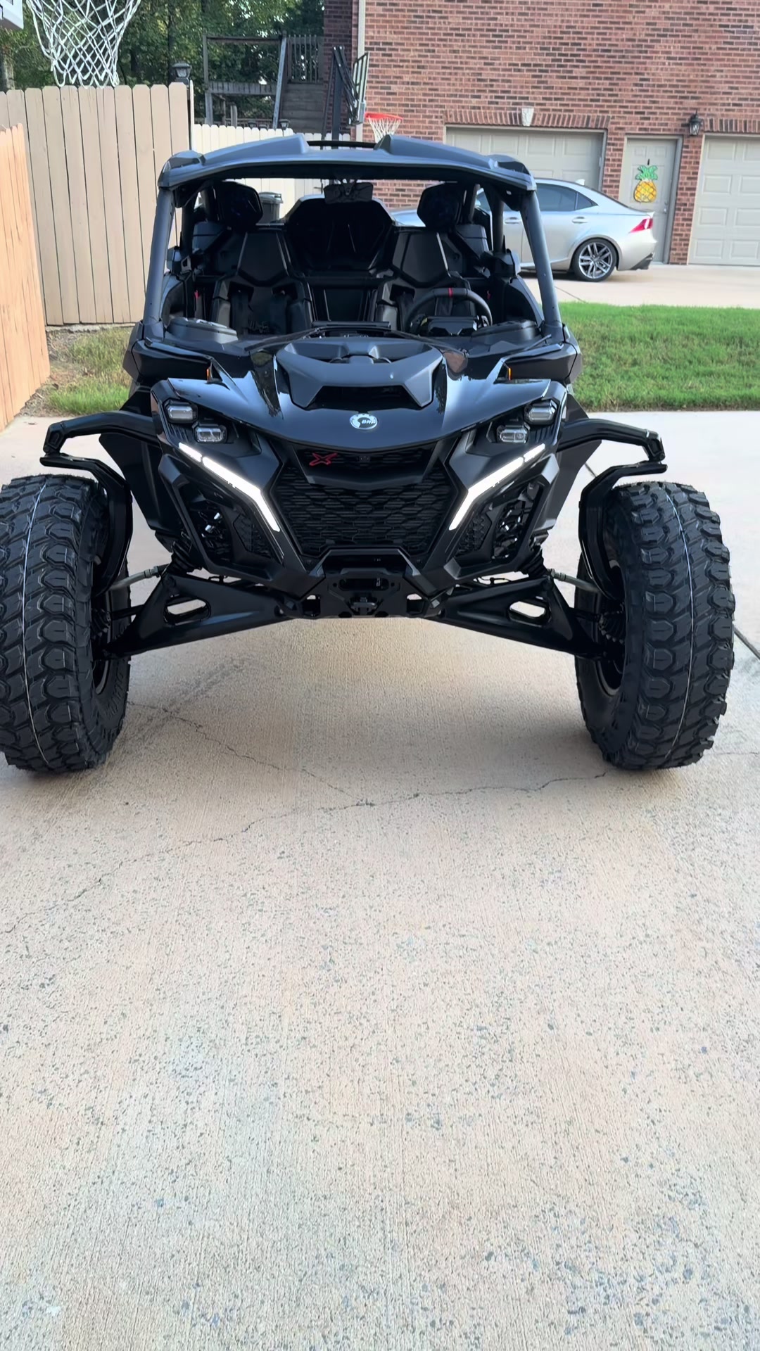 @mrmavrmaxx