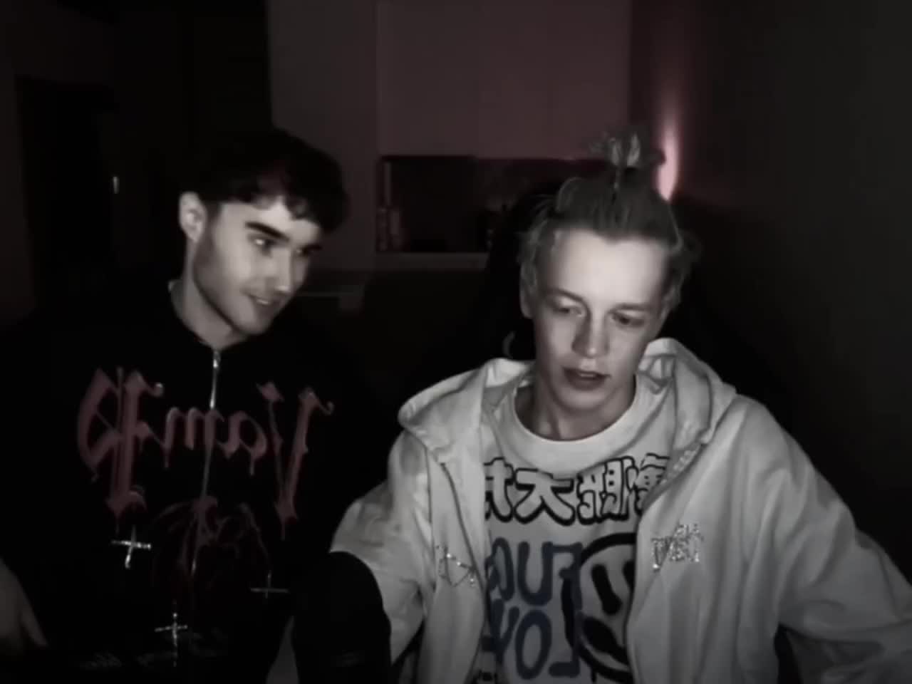 @сияние лапы⁴⁰⁴☮