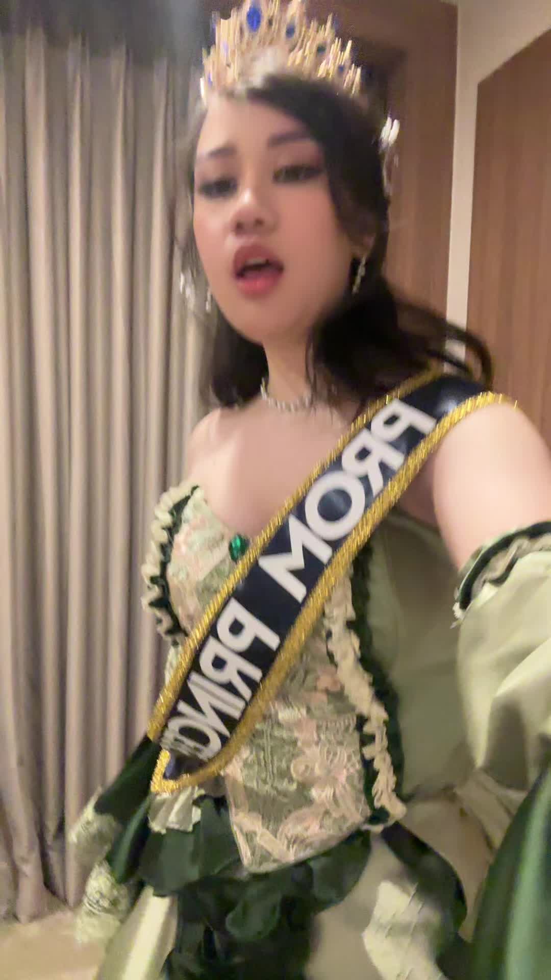 @柚月🪷🪽