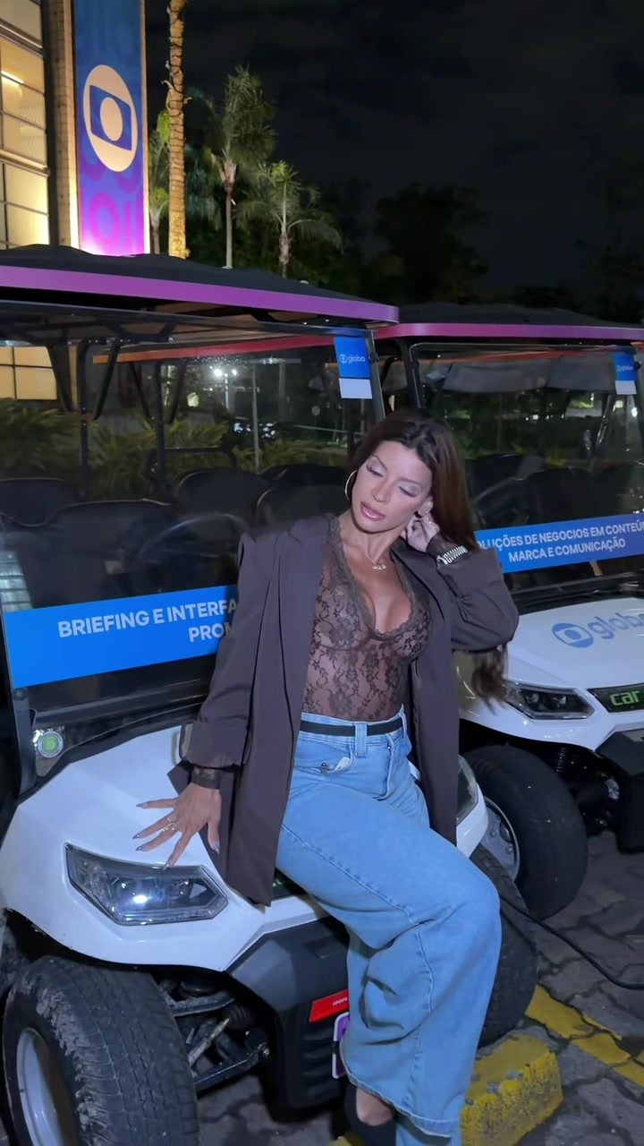 @Alineamorimooficial