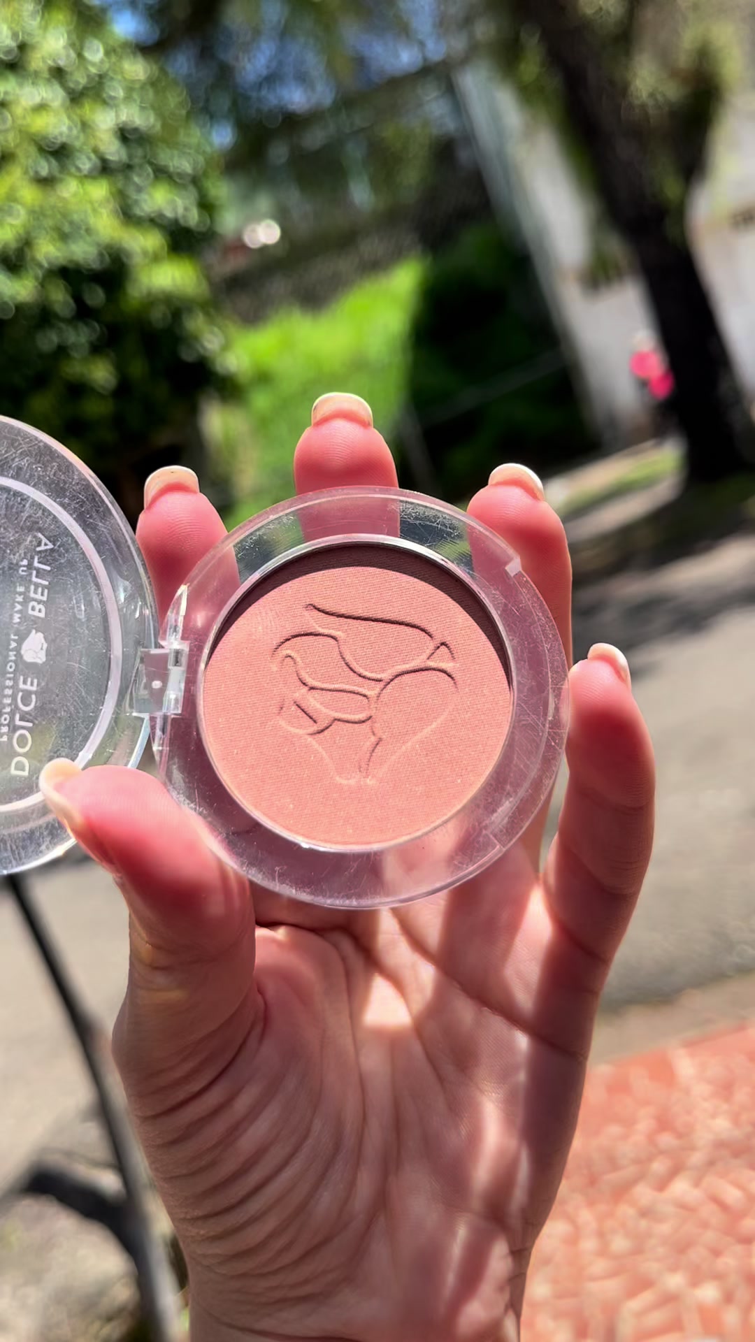 @&Eacute;clat Cosmetics