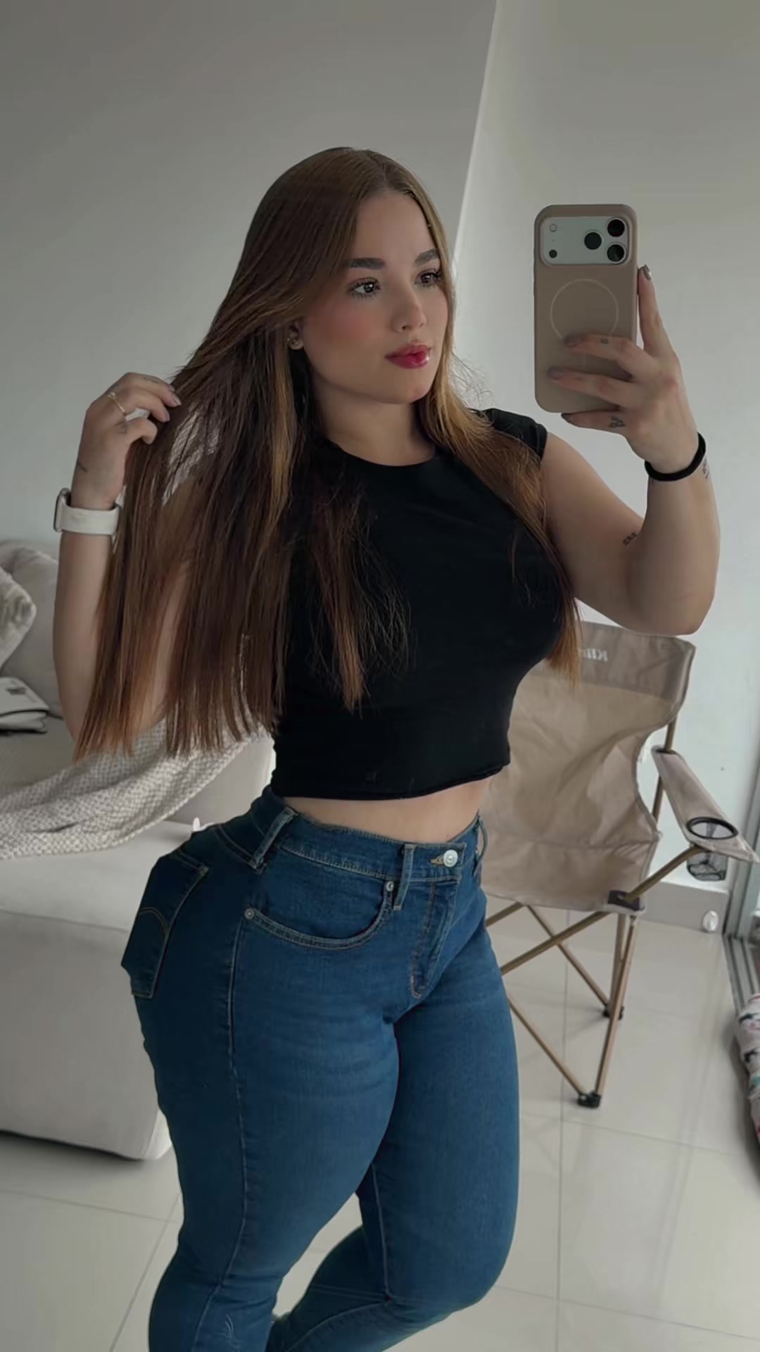 @andrearobayoo
