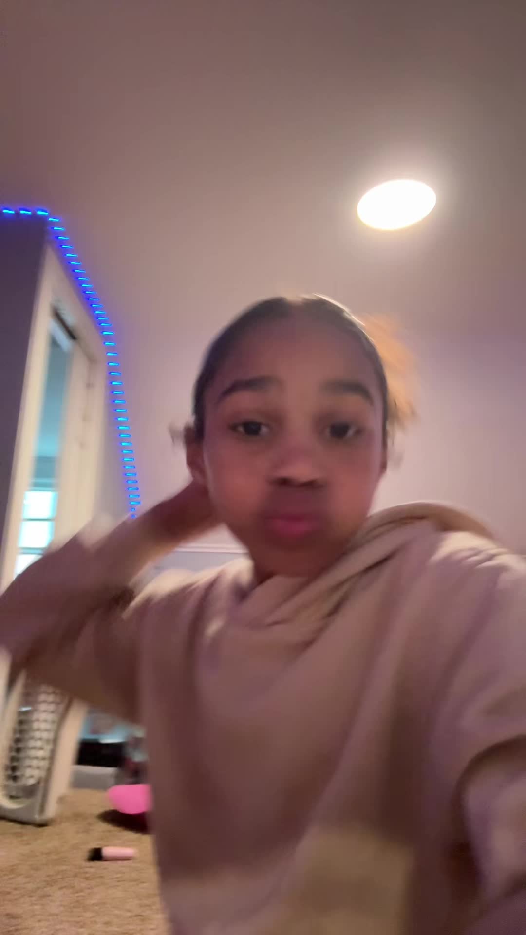 @lyly