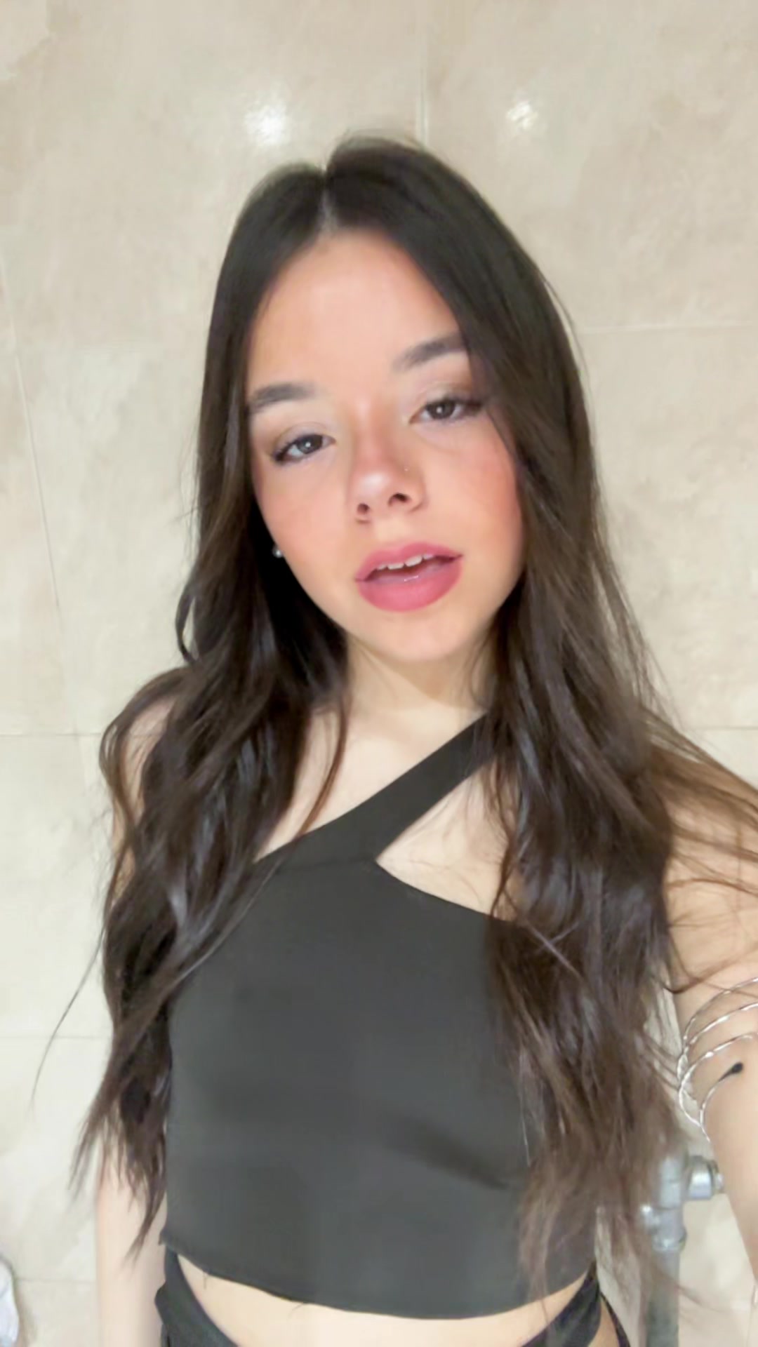 @abruu