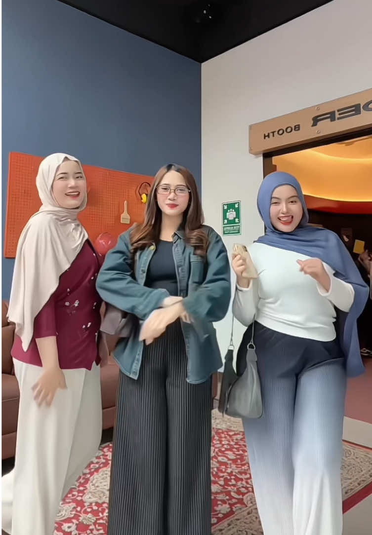 @akun asli priciliaas
